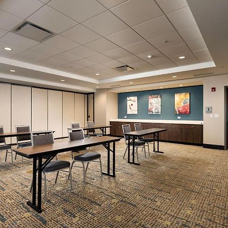 Hampton Inn Buffalo - Амхерст Экстерьер фото