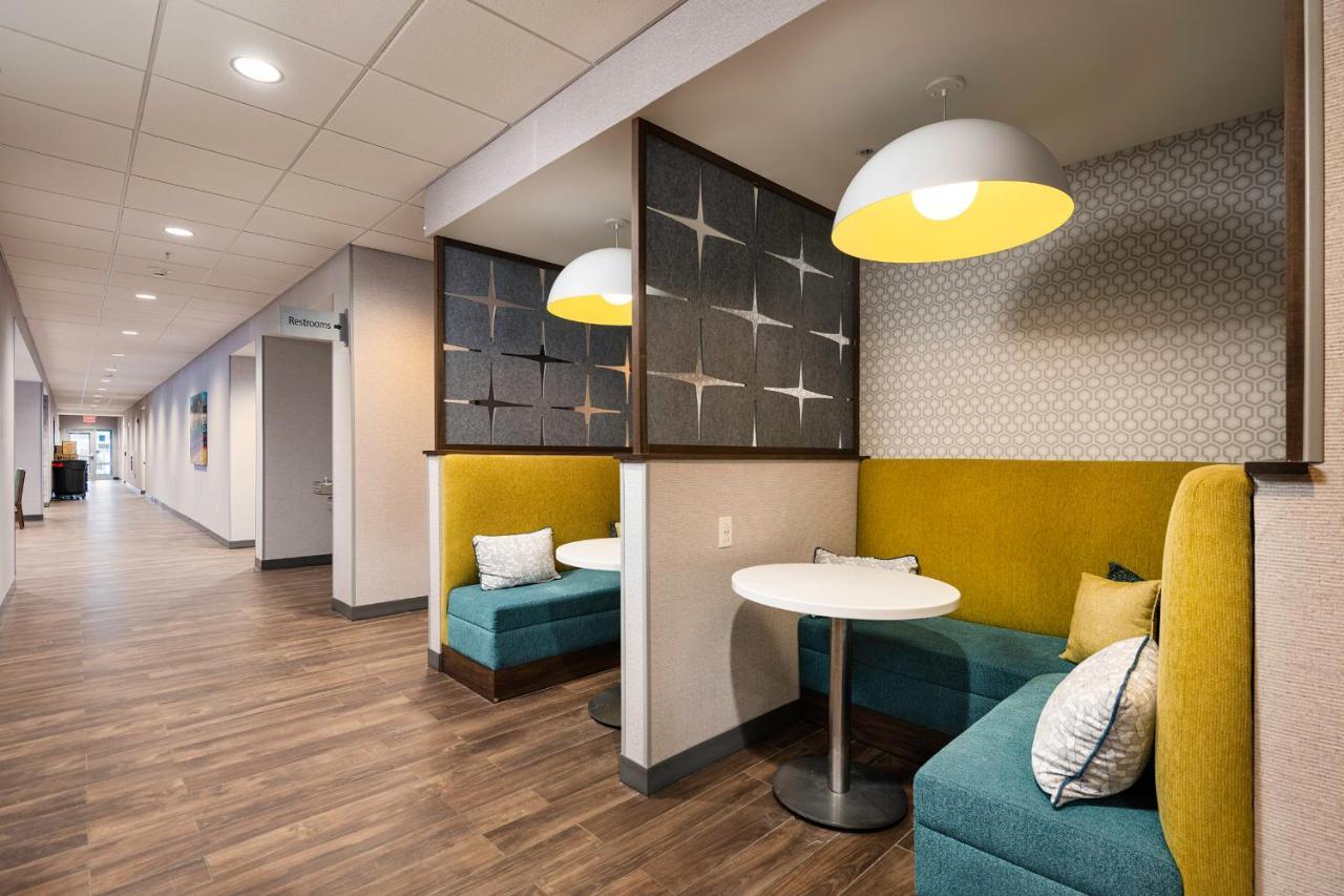 Hampton Inn Buffalo - Амхерст Экстерьер фото